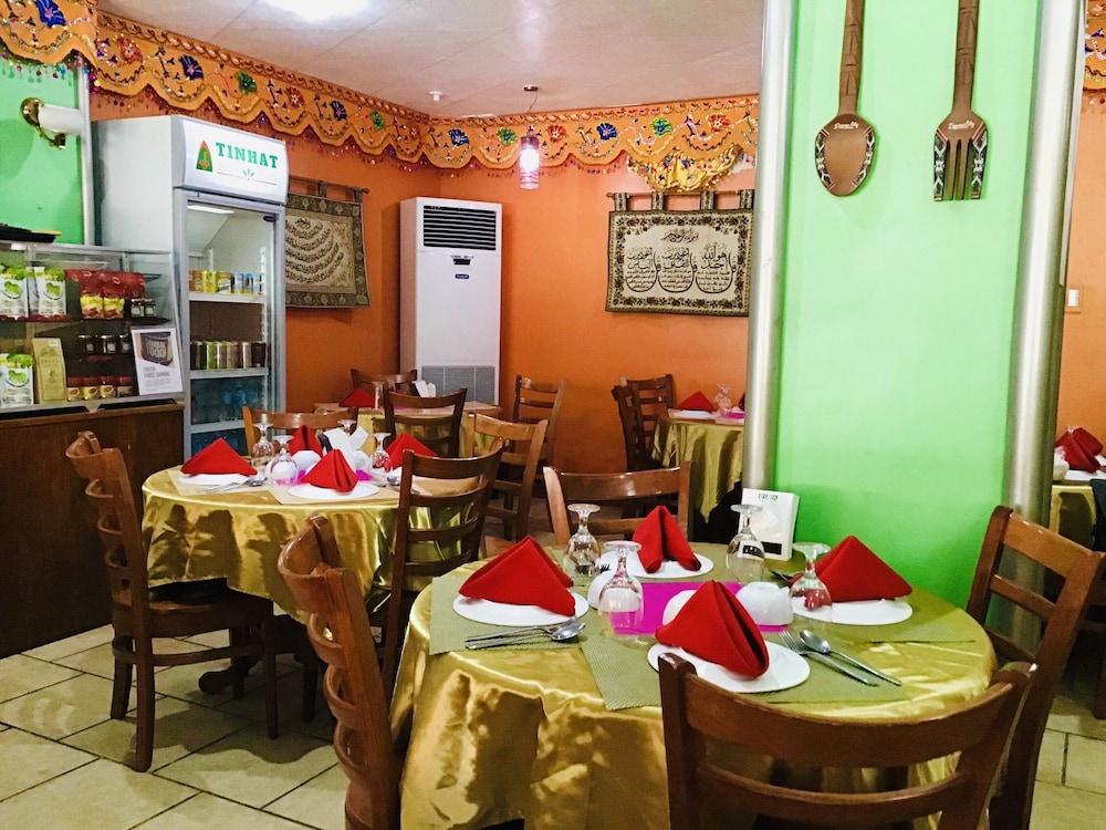 Tinhat Halal حلال Certified Boutique Hotel And Restaurant Davao City Exteriör bild