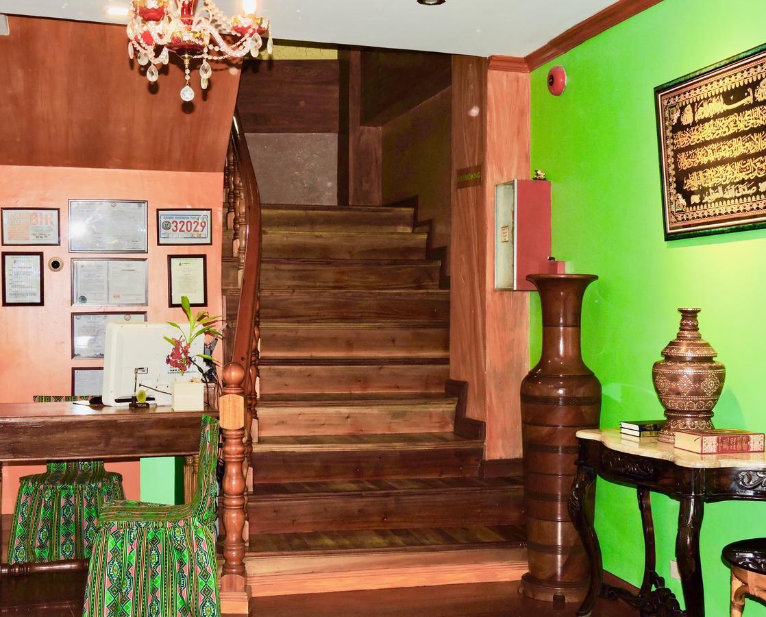 Tinhat Halal حلال Certified Boutique Hotel And Restaurant Davao City Exteriör bild